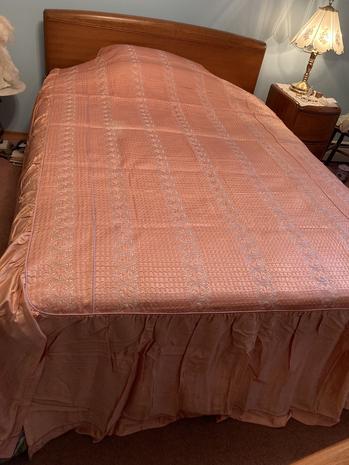 Bedspread For Full Bed: Peach Color, New