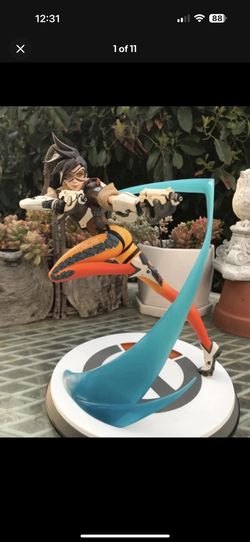 Tracer Overwatch 10.5" Premium Statue Blizzard Collectible Figure