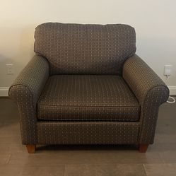 Bassett Oversized Chair