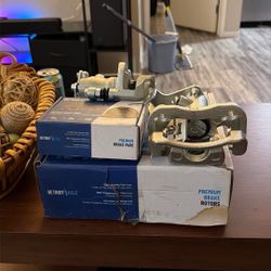 Rear Brake Rotors Calipers And Pads For Hyundai Accent Kia Rio And Soul 