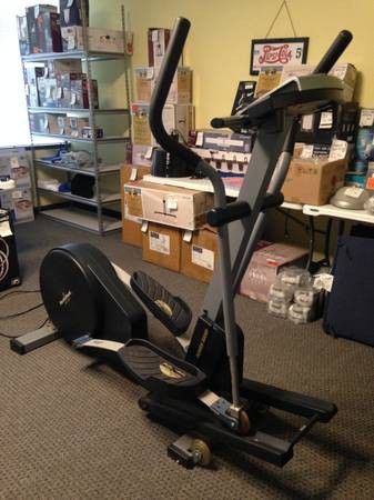 NordicTrack CXT 980 Elliptical Trainer O for Sale in Winston salem NC OfferUp