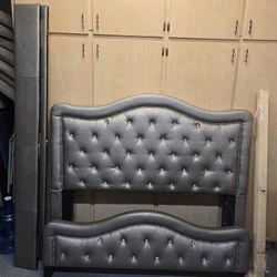 Queen Size Leather Diva Silver Headboard And Footboard With Platform Frame By Hillsdale Furniture