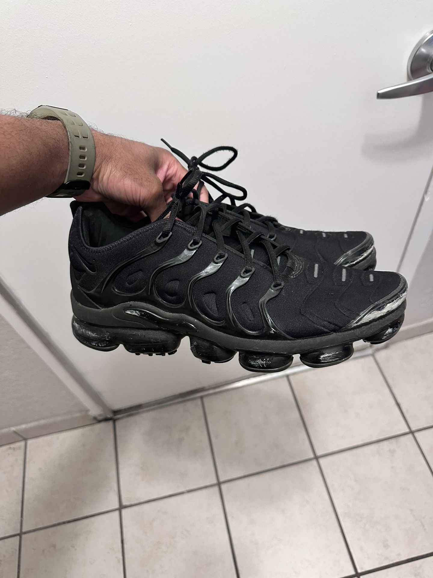 Nike Vapormax PlusBlack Size 13. Meet Up Only
