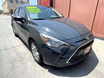 2017 Toyota Yaris iA