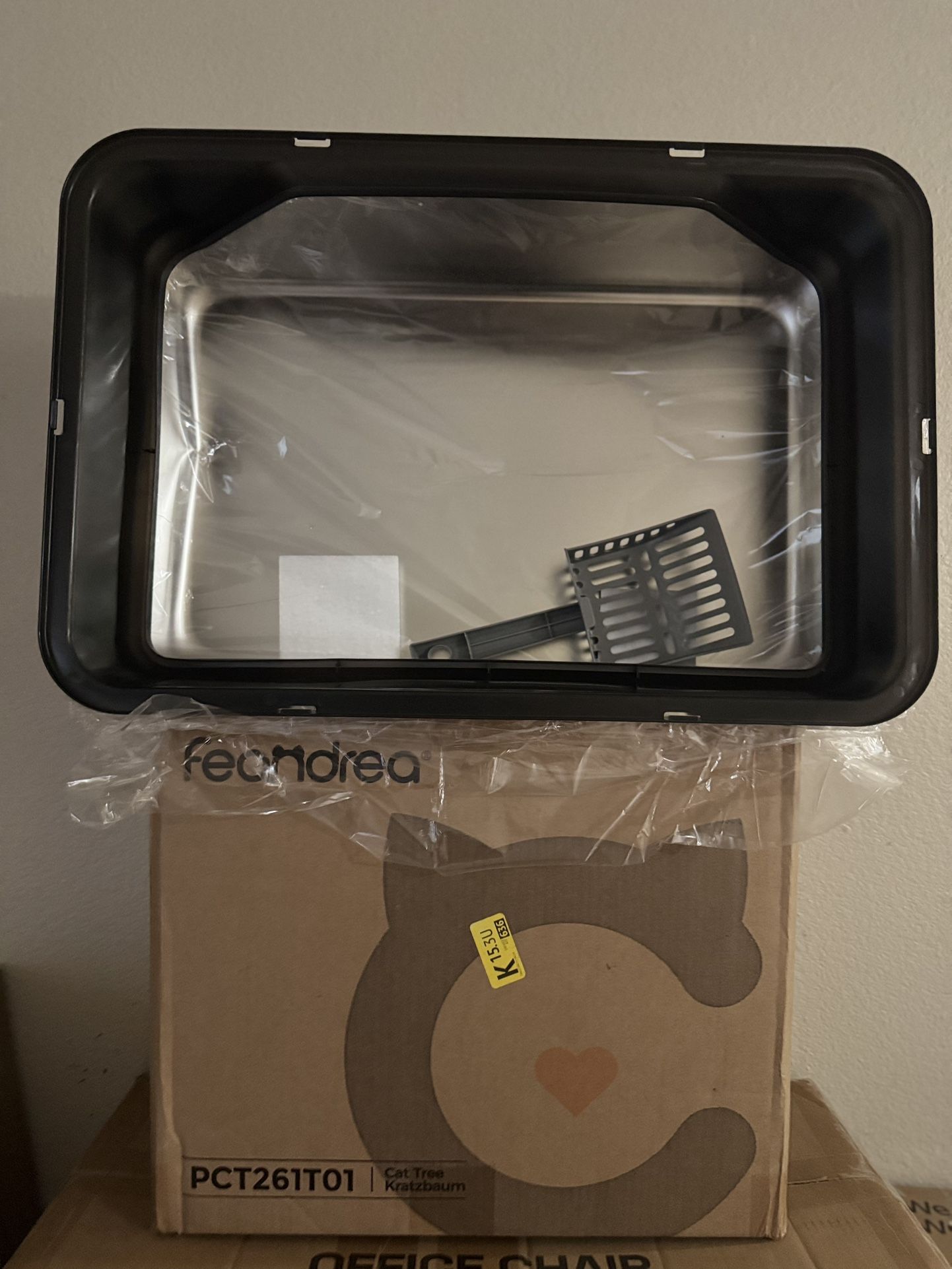 Feandrea cat tree 44 inches cream white $50 and litter box just $10 due to little dent Bundle deal