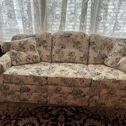 Comfortable Sofa, like new