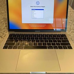 MacBook Pro Retina (2017)