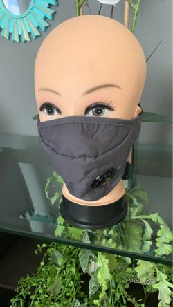 Face mask with filter