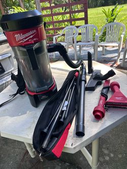 Milwaukee FUEL Backpack Vacuum with Attachments