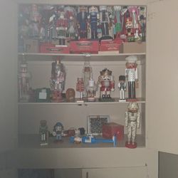 Collection Of Nutcrackers & Christmas Decor