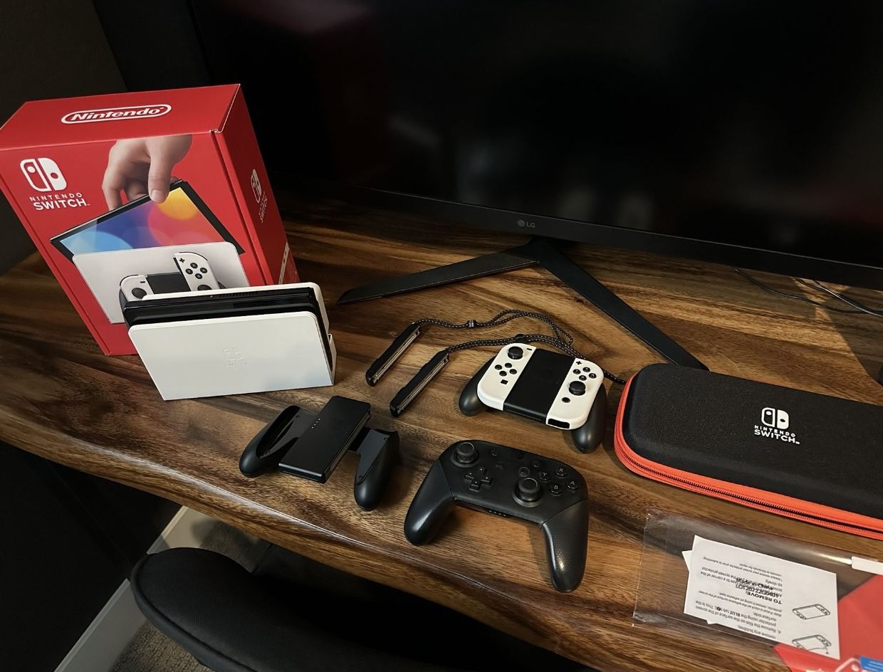 Nintendo Switch OLED Version