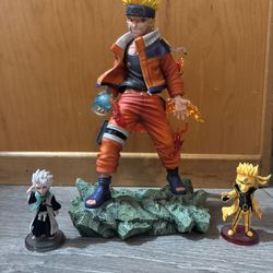 Naruto Statue