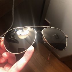 Dockers  Polarized Men’s Aviator Sunglasses 