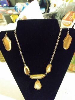 Necklace and earring