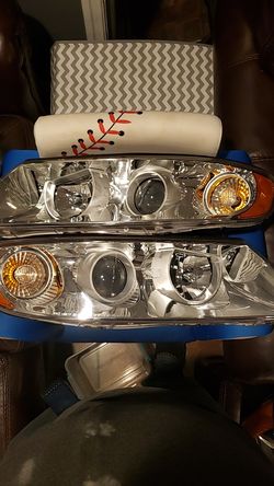 Hyundai Azera (06-08) headlights, $200 obo