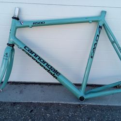 Cannondale R500; CAAD4 -Frame Only