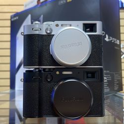 Fujifilm X100VI black