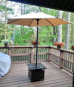 Square Rattan Outdoor Coffee Table & Umbrella Base New