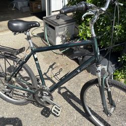 Raleigh Bike - 18 Speed