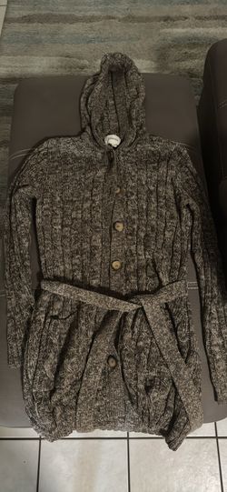 women long sleeve sweater with hoodie 