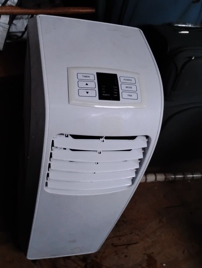 LG portable AC 8000 BTU