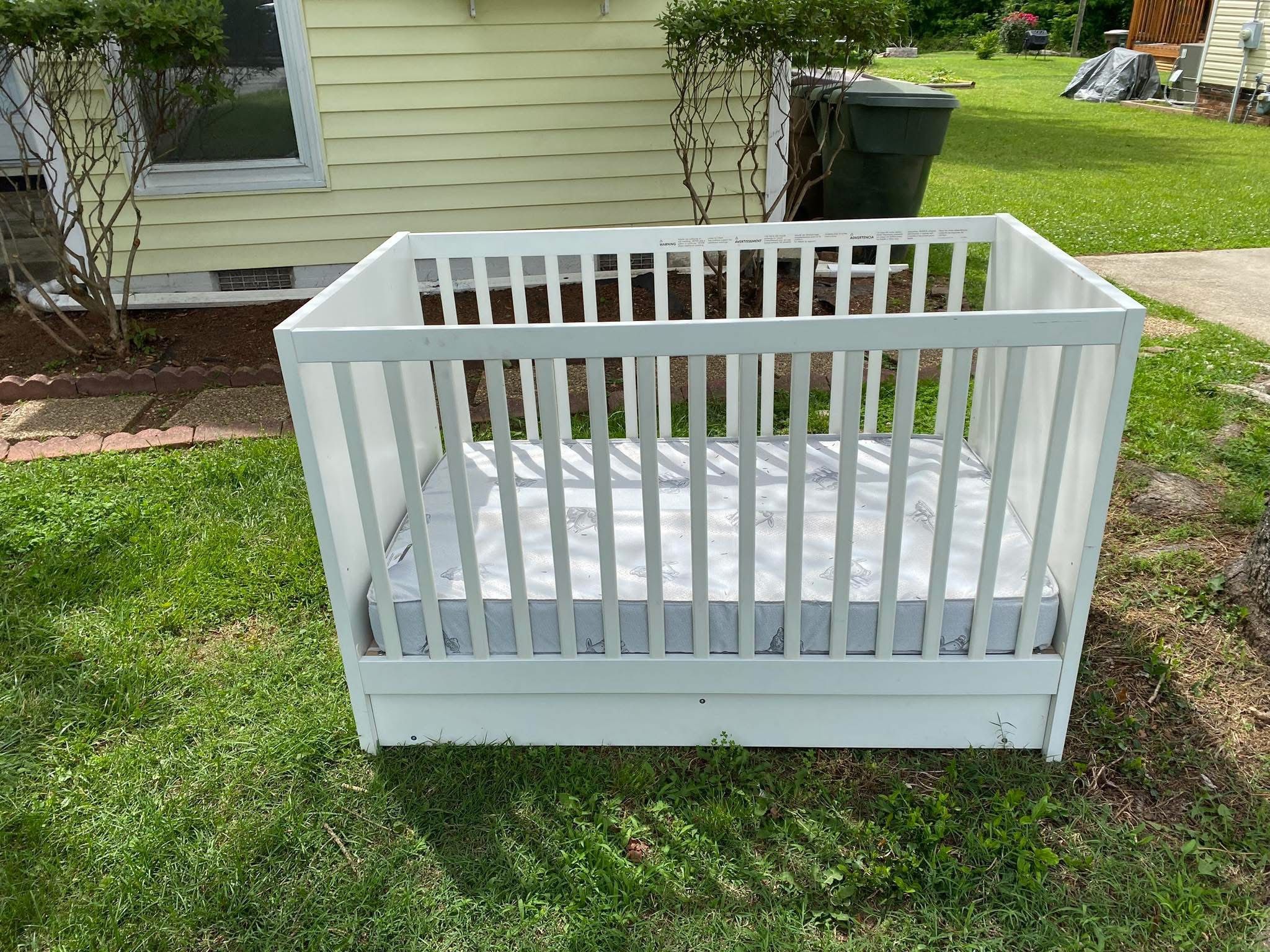 White Crib -Free Please Read Description