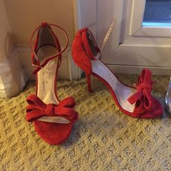 $495 ISA TAPIA **new suede heels Size 37 (fits Like 7.5-8)