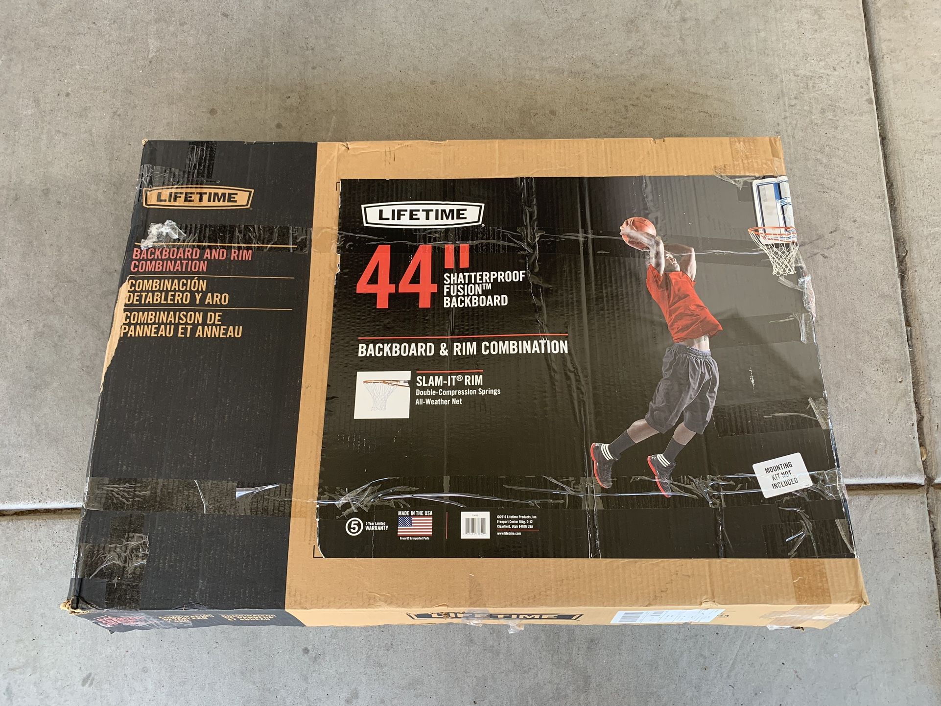 Lifetime 44inch Basketball Hoop Backboard And Rim Combination PLUS UNIVERSAL MOUNTING KIT