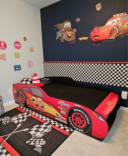 Twin Bed Car