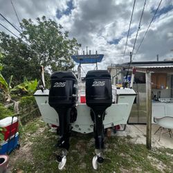 StarCraft 25 ft With 2 250 Hp