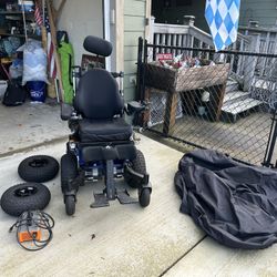 Gently used Off Road Mobility Chair With Lift For Truck
