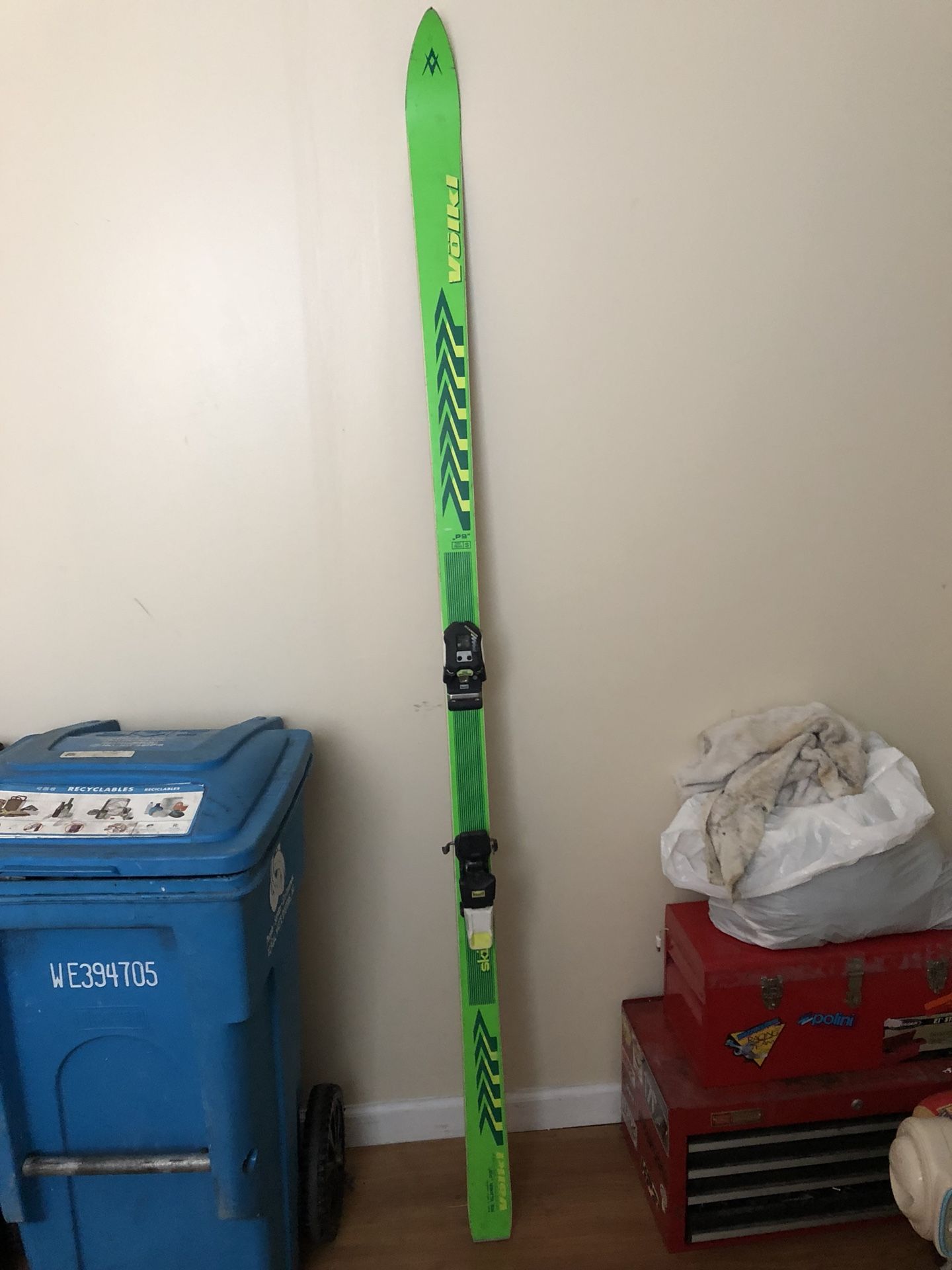 Vintage Snow Ski For Sale: Volkl P9 RS Super circa