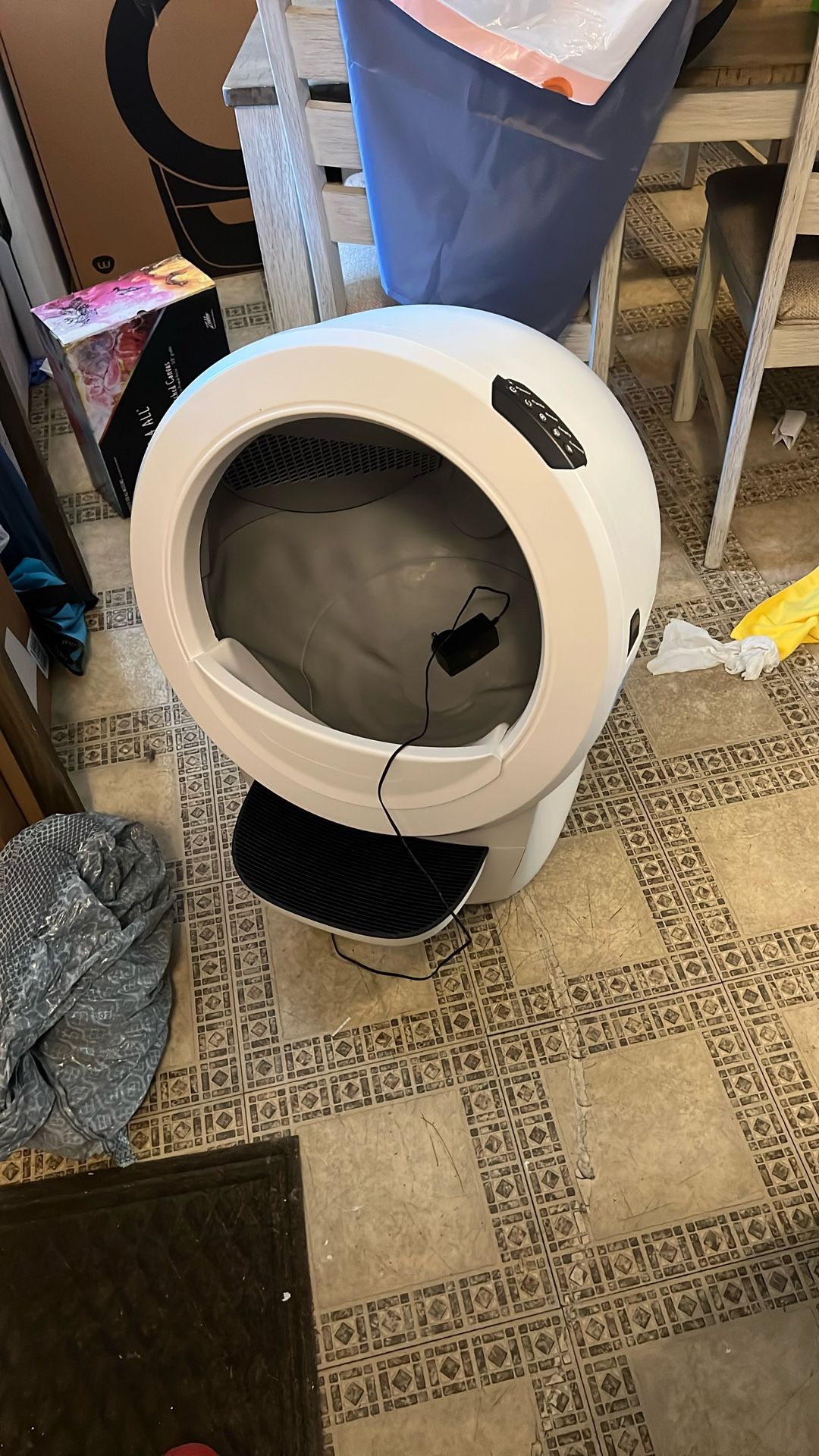 Litter Robot 4- Whiskers