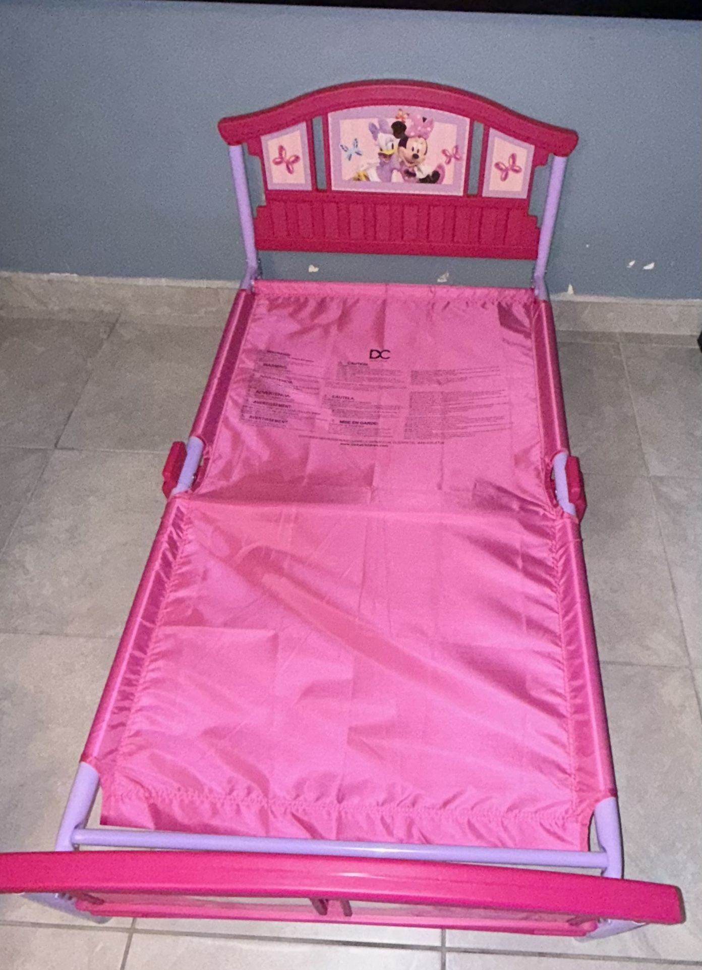 Toddler Minnie Mouse Bed 🩷💜