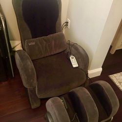 IJoy MASSAGE CHAIR with leg massage.. Give a gift they use every day! Beautiful gray, great condition