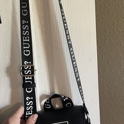 Guess Mini Cross Body Purse Black/white