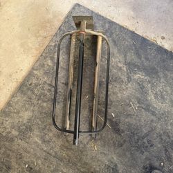 3 Saddle Racks
