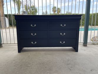 Black Six Drawer Dresser With Nickel Finish Handles - $300 OBO