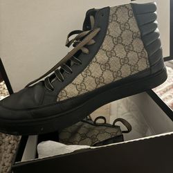 Size 9 Gucci Tennis Shoes 