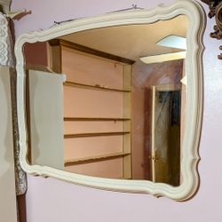 Wall Mount Vanity Mirror From Princess Room Set - Delivery Available