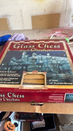 Glass chest set