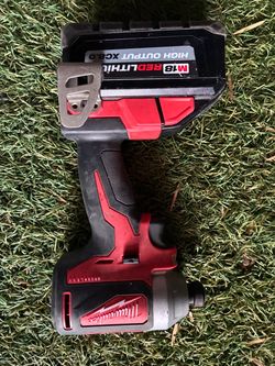 Milwaukee M18 Brushless Impact Driver w/ 8.0ah battery