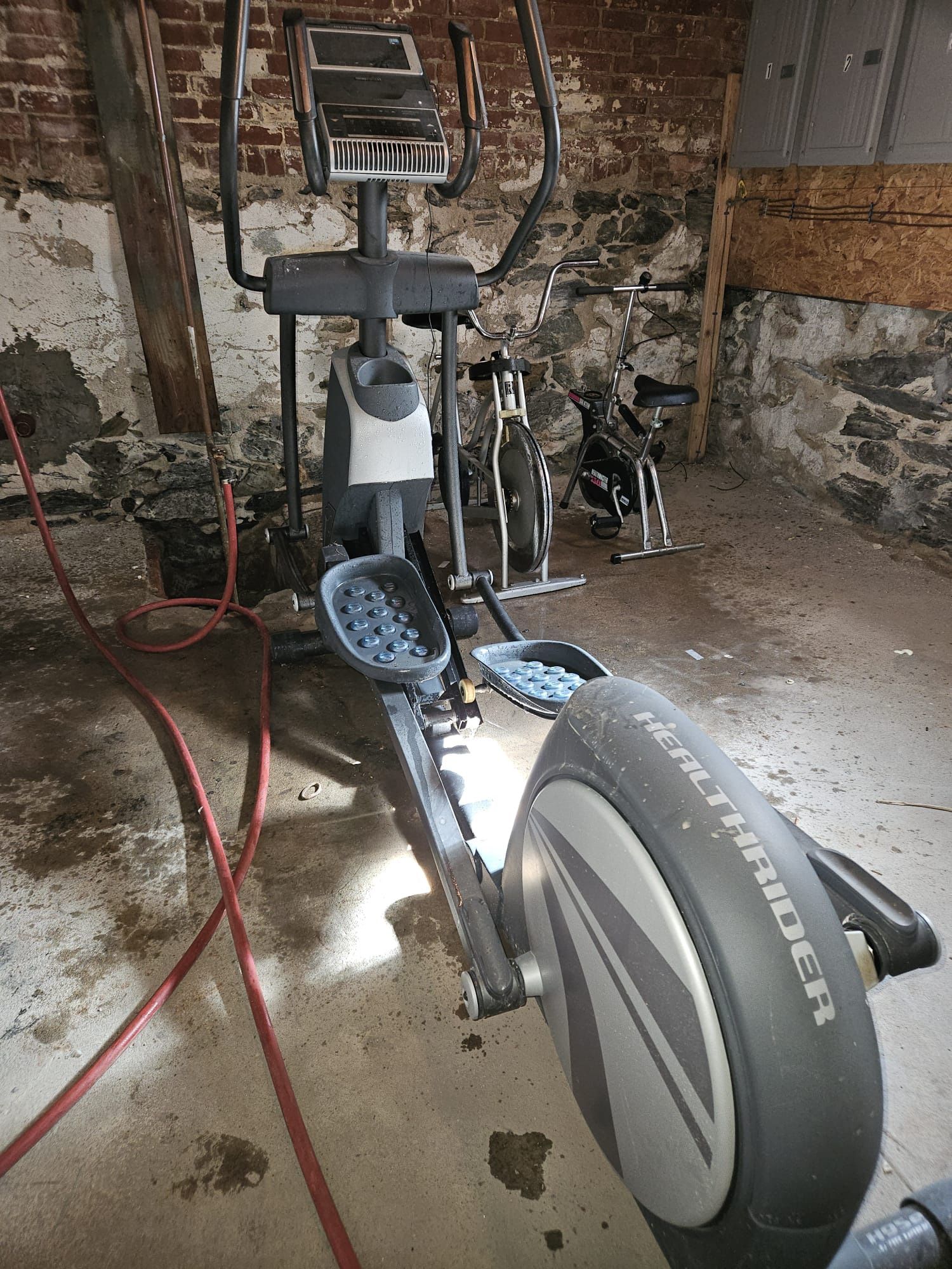 Healthrider H95e Elliptical 