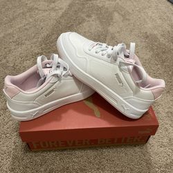 Puma Court Classy Sneaker (Women) 7.5