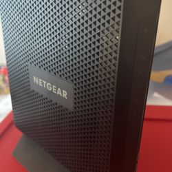 Netgear Router AC1900 Wifi Cable Modem Router