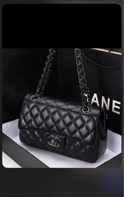 Black medium purse