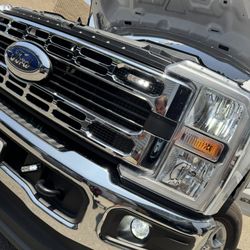 Car Led Headlights Kit Model H11 (Same As H8 H9 H11b H16)   $30 COMPLETE KIT  2 BULBS for: Headlights, Low beam, High beam, DRL or Foglights *And free