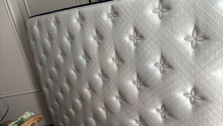 queen matress