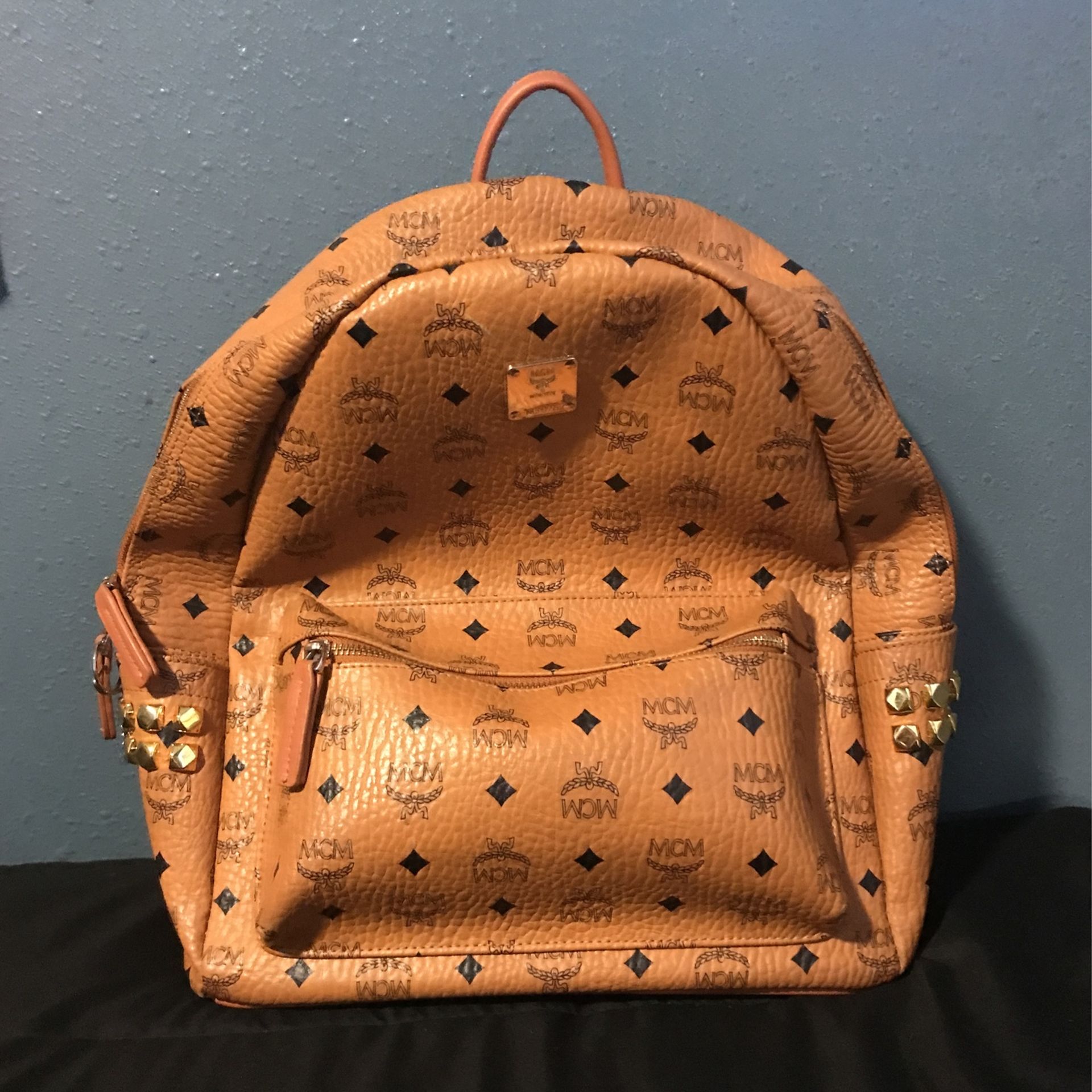 MCM Backpack for Sale in Nānākuli, Hawaii - OfferUp