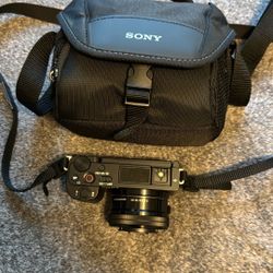 Zv-e10 With 16-50mm Sony Starter Lens 